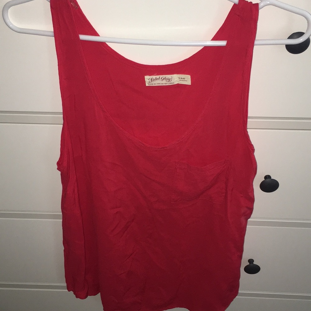 Red Tank Top ♥️